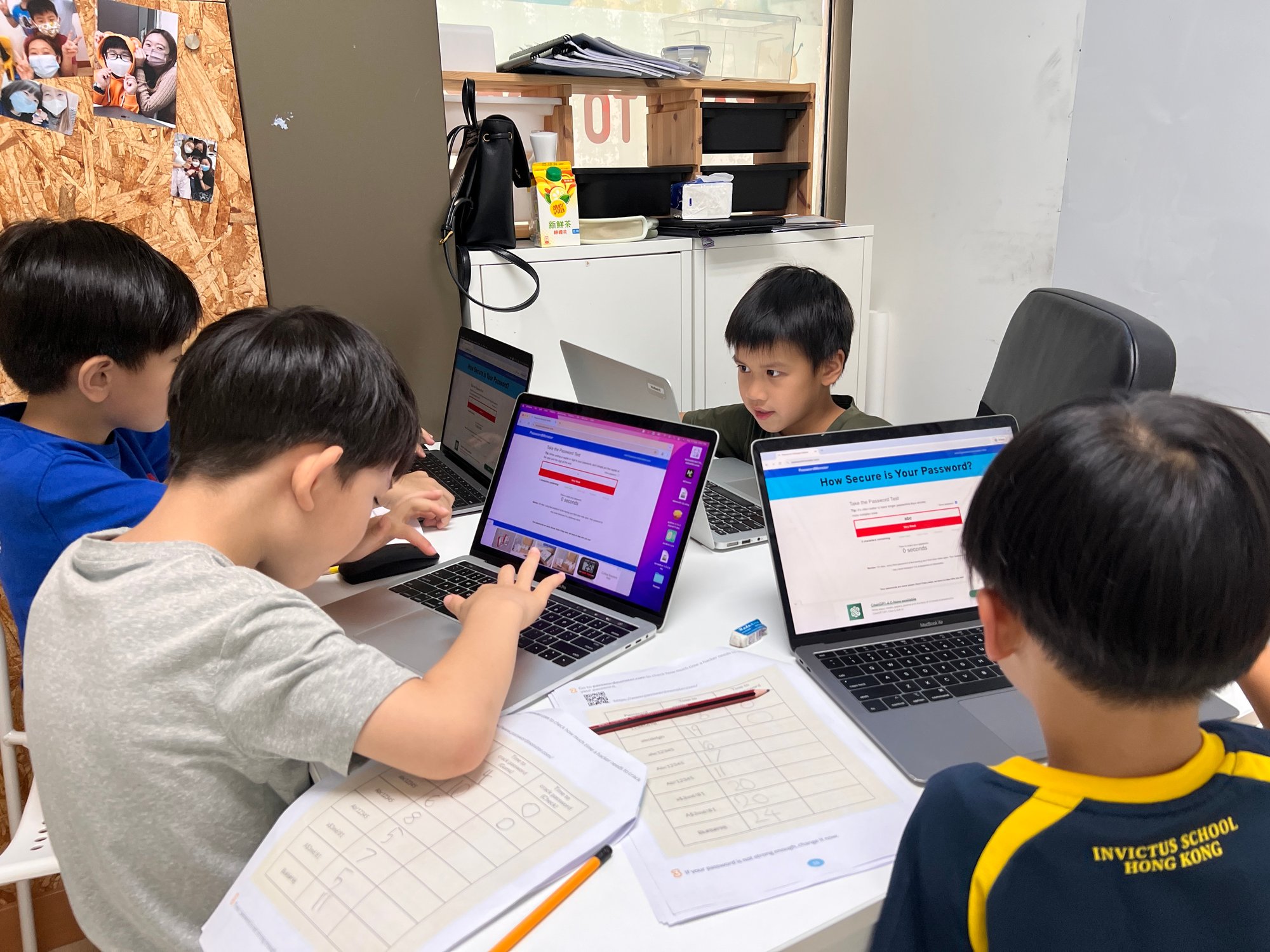 Kid compute coding Kid compute coding